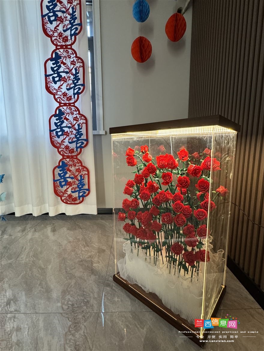 招聘前台收银